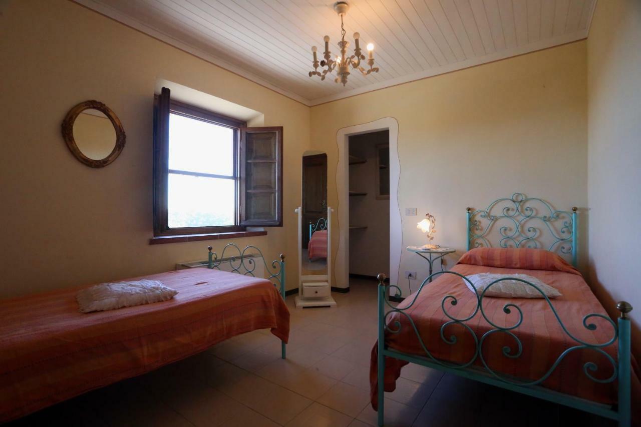 Molino Del Rotone Guest House Buti Bagian luar foto